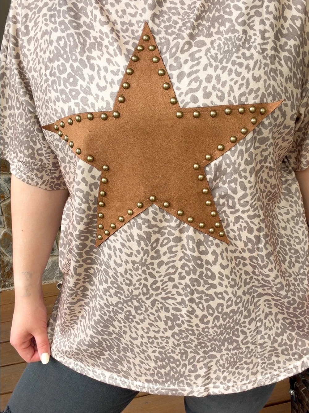 Neutral Leopard-Print Short Sleeve Top with Studded Brown Star